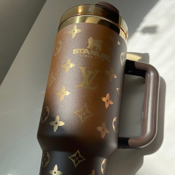Stanley Brown 40oz Tumbler Laser w/ Brown Gem Straw Topper &Brown Boot Sleeve lv - Picture 5 of 7